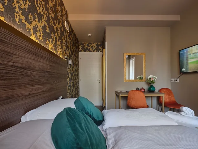 غرفة سوبيريور بسرير كوين، Hotel Giulietta 3/6