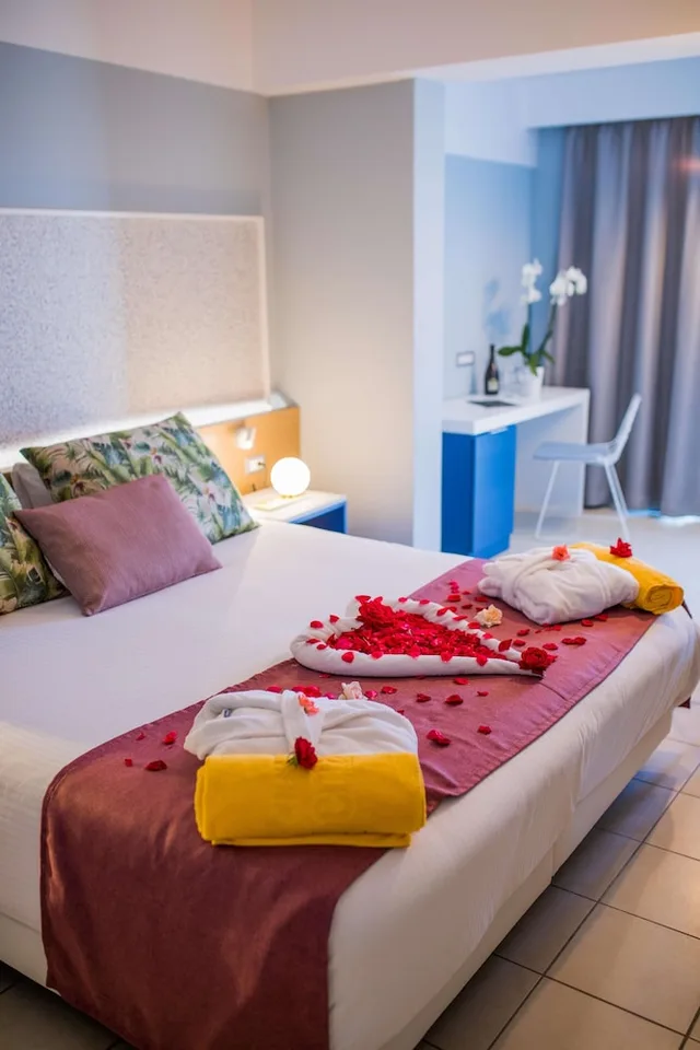 Deluxe, Twin Beds, Garden or Pool View، Lindos Breeze Beach Hotel 1/10