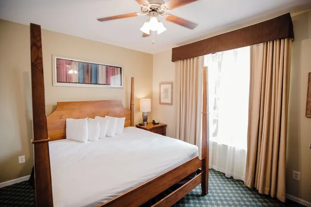 فيلا بسرير كينج وسرير كوين وسريرين مزدوجين بـ3 غرف نوم مع أريكة، Calypso Cay Vacation Villas 1/7
