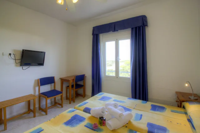 Economy, Double Bed, No Balcony، Hotel Lago Playa I 2/3