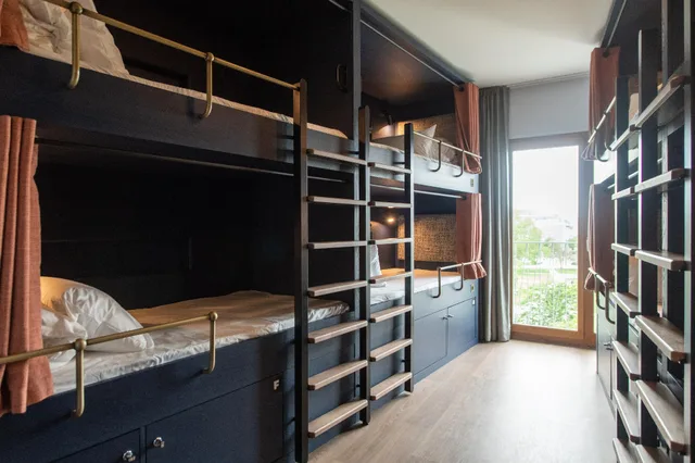 Private, Mixed Dorm, 6 Beds، The People Paris Nation 1/1