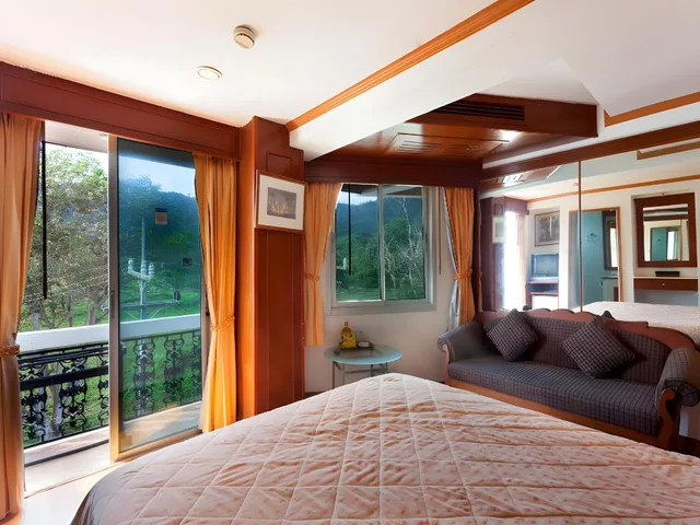 غرفة قياسية بسرير كينج، The Orchid Hotel And Spa Kalim Bay 1/1