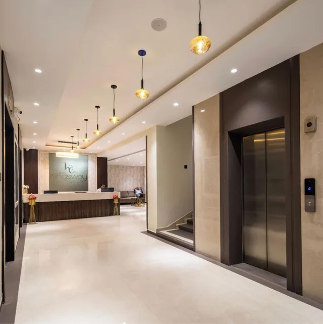 Hotel Kingsway، رايبور 5/40