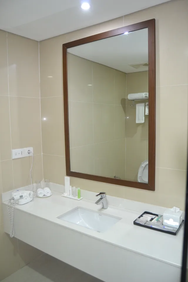 غرفة سوبيريور بسرير مزدوج، Golden Tulip Pontianak 2/3