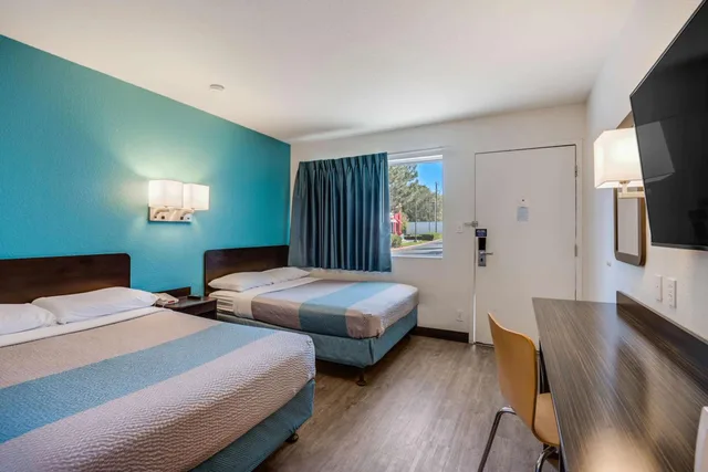 غرفة رباعية، Motel6 Winnemucca, NV 2/3