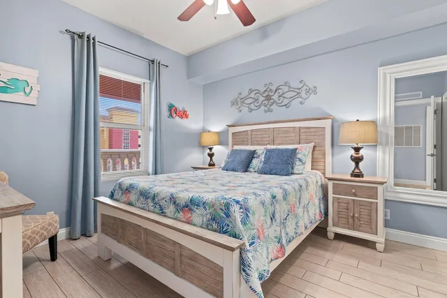 شقة سكنية بسريرين منفصلين وسرير كينج وسرير كوين بإطلالة على البحر بـ3 غرف نوم مع أريكة، Calypso Beach Resort By Panhandle Getaways 3/10
