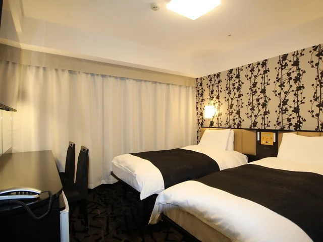 غرفة مفردة بسريرين منفصلين، Apa Hotel Toyama Ekimae 3/6
