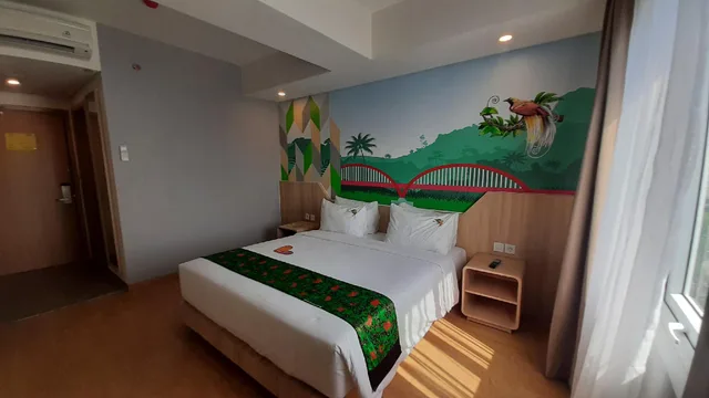 Happiness, Superior, Double Bed، Maxone Hotel Jayapura 1/2