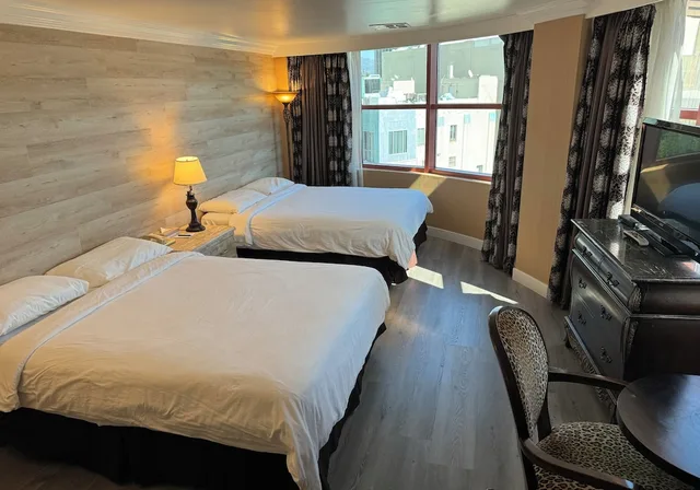غرفة ديلوكس بسريرين كوين، Garden Suite Hotel 1/7