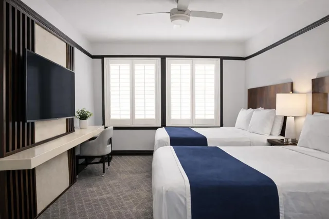 غرفة قياسية بسرير مزدوج، Tilden Hotel 1/4