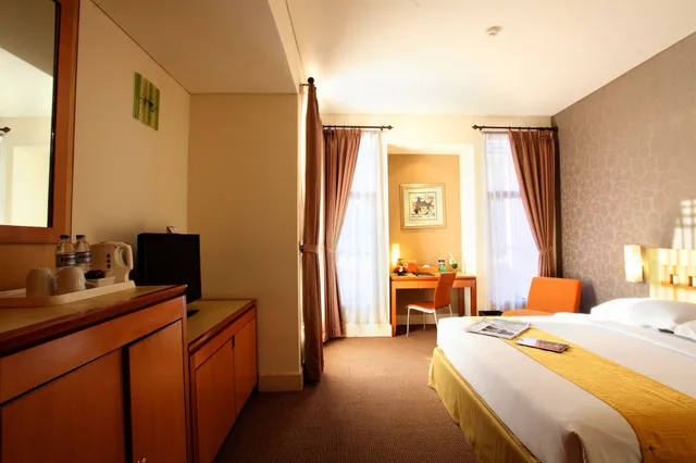 غرفة ديلوكس بسرير كينج، Serela Riau Hotel Bandung 4/7