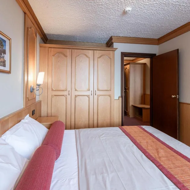 غرفة كلاسيكية بسرير مزدوج أو سريرين منفصلين، Hotel Intermonti 3/10