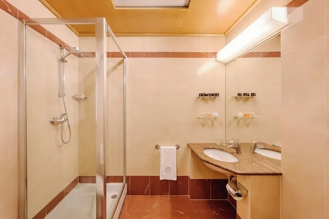 غرفة كلاسيكية بسرير كينج، City Life Hotel Poliziano 3/3