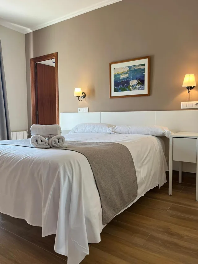 غرفة بسرير مزدوج أو سريرين منفصلين بشرفة، Hotel Ramis 5/10