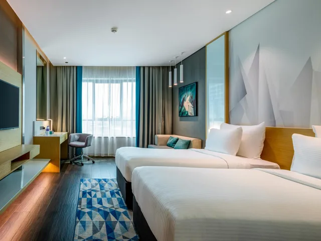 Room, Single Bed, Flora Inn Dubai 1/5