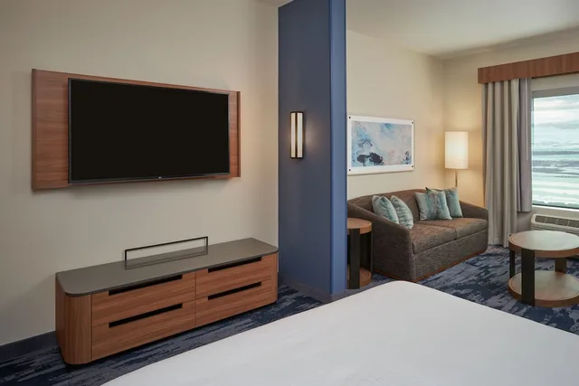 استوديو بسرير كينج مع أريكة لذوي الإعاقة، Fairfield Inn & Suites by Marriott West Palm Beach 4/4