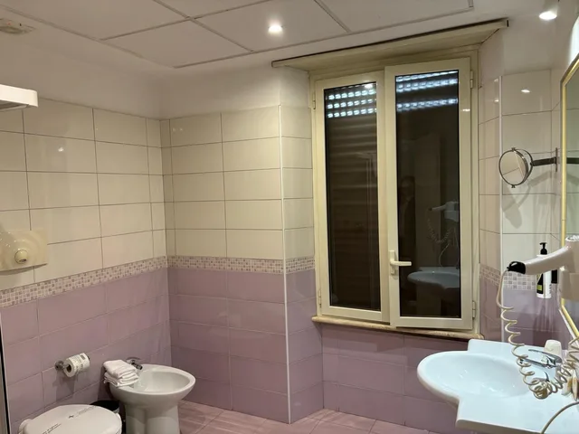 غرفة قياسية بسريرين منفصلين، Osimar Hotel Rome 7/8