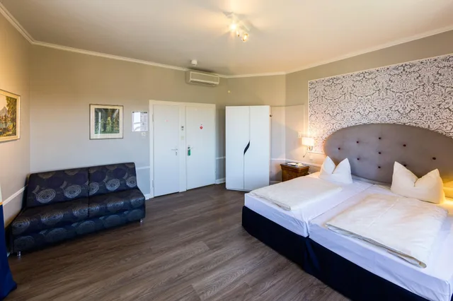 غرفة قياسية بسريرين منفصلين، Hotel Goldener Hirsch 1/7
