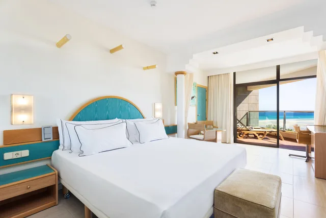 جناح بسريرين منفصلين مع أريكة، Hotel Paradisus Fuerteventura 2/10