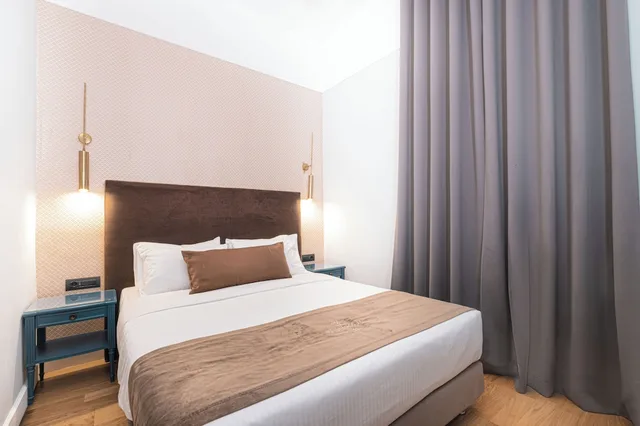 غرفة ديلوكس بسرير كوين، Belle Epoque Suites Athens 1/5
