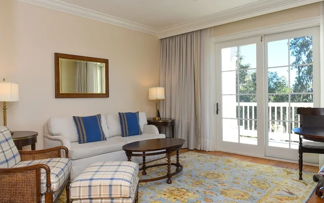 1 Bedroom, Suite, King Bed, Forest View, Sofa، Montage Palmetto Bluff 2/7