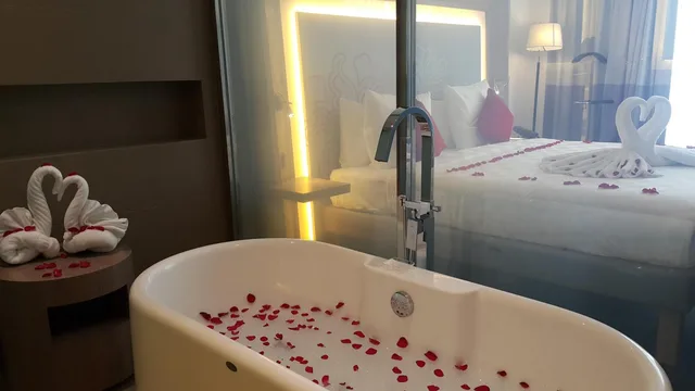 جناح تنفيذي بسرير كينج، Noble Resort Hotel Melaka 5/5