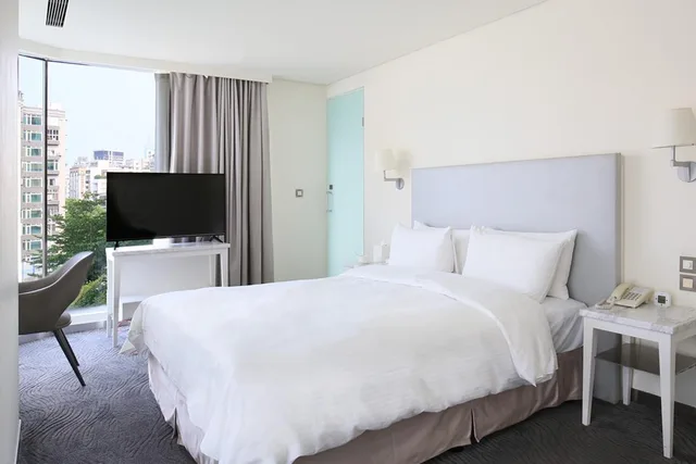 Corner Double., Ambience Hotel 4/4