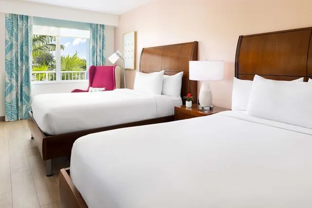 غرفة قياسية بسريرين كوين، Hilton Garden Inn Key West the Keys Collection 3/9