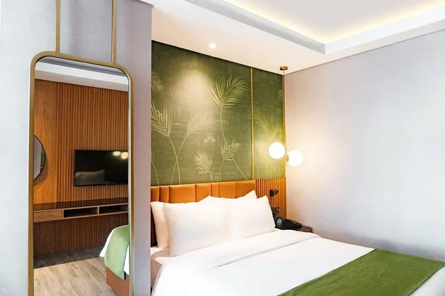 غرفة بريميوم بسرير كوين بإطلالة على المدينة، Ironwood Hotel 1/1
