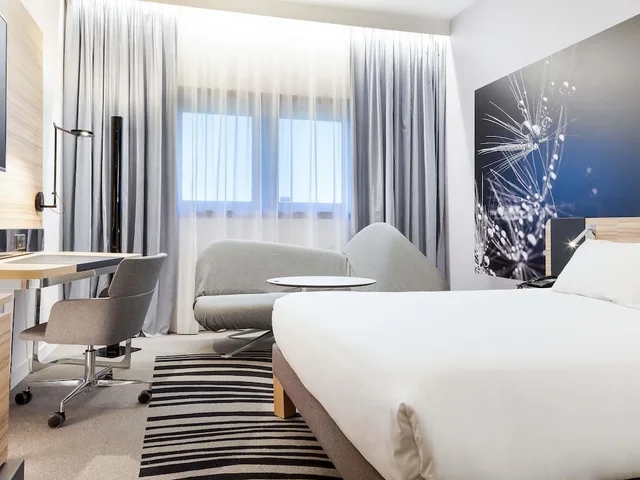 Executive, King Bed, Novotel Tours Centre Gare 9/10