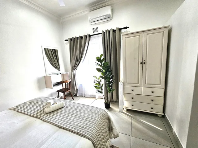 شقة كومفورت بسرير كوين بإطلالة على الفناء بشرفة بغرفة نوم واحدة، Lalapanzi Guest House 7/10