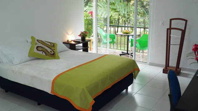 غرفة سوبيريور بسرير كوين، Casa Santa Monica Pance 2/10