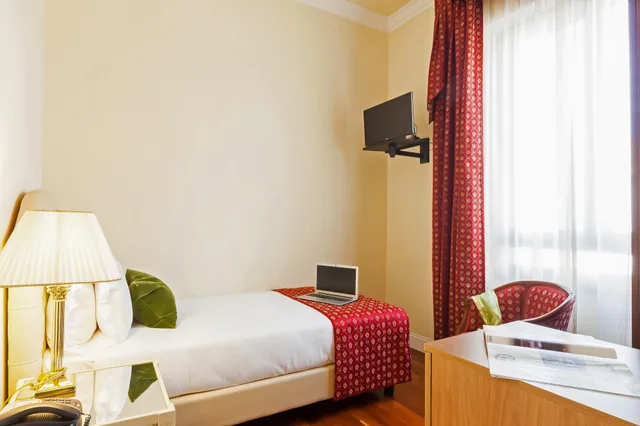 غرفة قياسية مفردة، Radisson Blu Ghr Hotel Rome 2/2