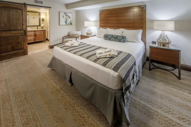 غرفة سيغنتشر بسريرين كينج بغرفتي نوم، Holiday Inn Club Vacations Scottsdale Resort 3/10