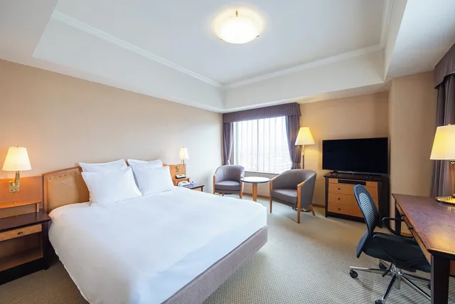 غرفة بريميوم بسرير كوين للمدخنين، Ana Crowne Plaza Hotel Toyama 3/5