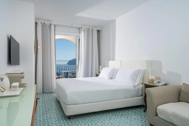 غرفة سوبيريور بإطلالة على البحر بشرفة، Hotel Belair 3/9