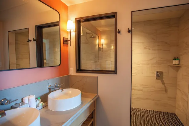Westport, Suite, King Bed، The Westport Inn, an Ascend Hotel Collection Member 3/3