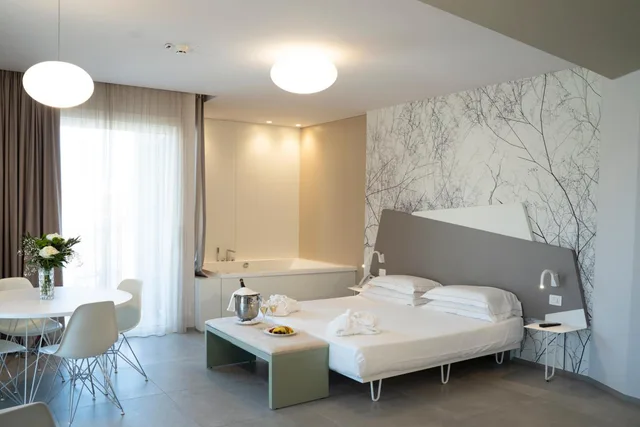 جناح جونيور، Malavoglia Inn 4/10