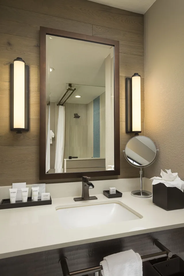 Cannery Row, 2 Queen Beds، Wave Street Inn 2/2