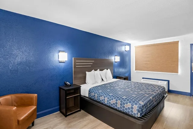 غرفة بسرير كينج، Americas Best Value Inn Richmond South 5/10