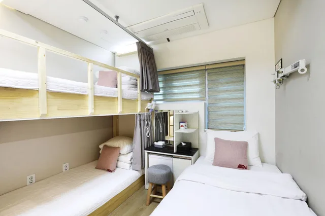 غرفة ثلاثية، Myeongdong Stay7 2/10