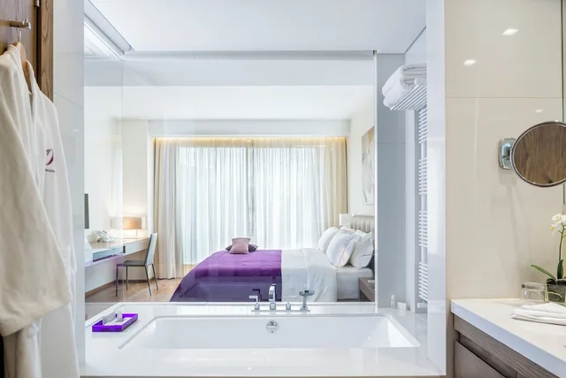 غرفة تنفيذية بسرير كينج، O Monot Luxury Boutique Hotel 5/5