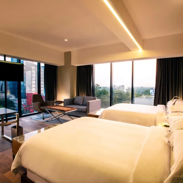 Junior Suite, Krystal Grand Suites Insurgentes 1/8