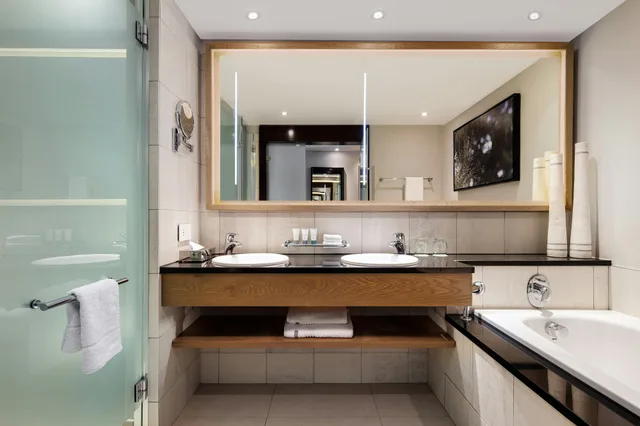 غرفة بسرير مزدوج، The Westin Cape Town 3/4