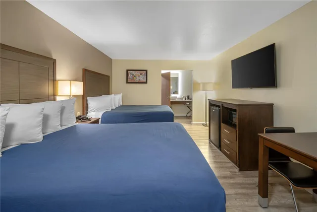 Room, 2 Queen Beds, SureStay Hotel By Best Western Williams 6/10