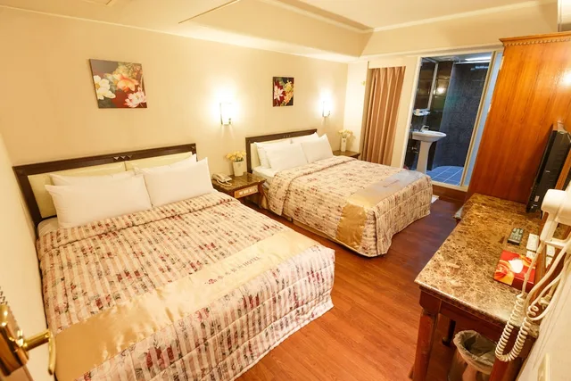 غرفة عائلية رباعية بسريرين مزدوجين، Spring Art Hotel 3/5