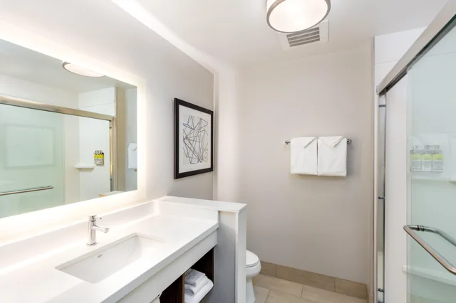 غرفة بسرير كينج، Holiday Inn Express & Suites Moreno Valley - Riverside 3/4