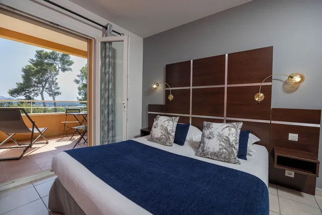 غرفة كومفورت بسرير مزدوج بشرفة، The Originals City, Hotel Cote Sud, Marseille Est (Inter-Hotel) 3/9