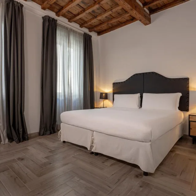 شقة بسرير كينج، Hotel Globus 1/10