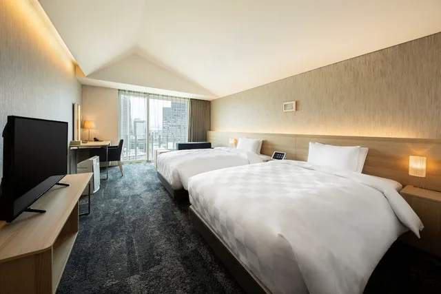 غرفة قياسية بسريرين منفصلين مع أريكة، Hotel Royal Classic Osaka 1/1